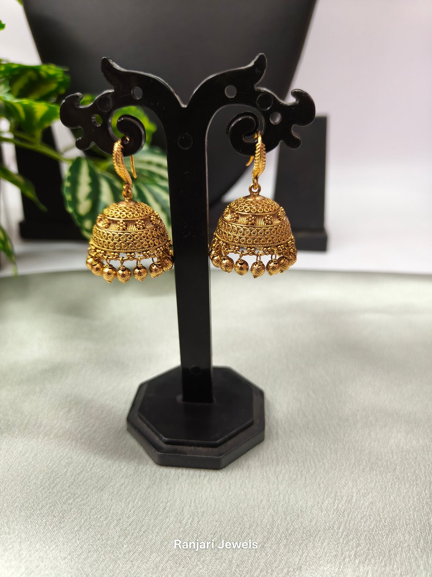 Manjari – Antique Gold Carved Hook Jhumka Earrings