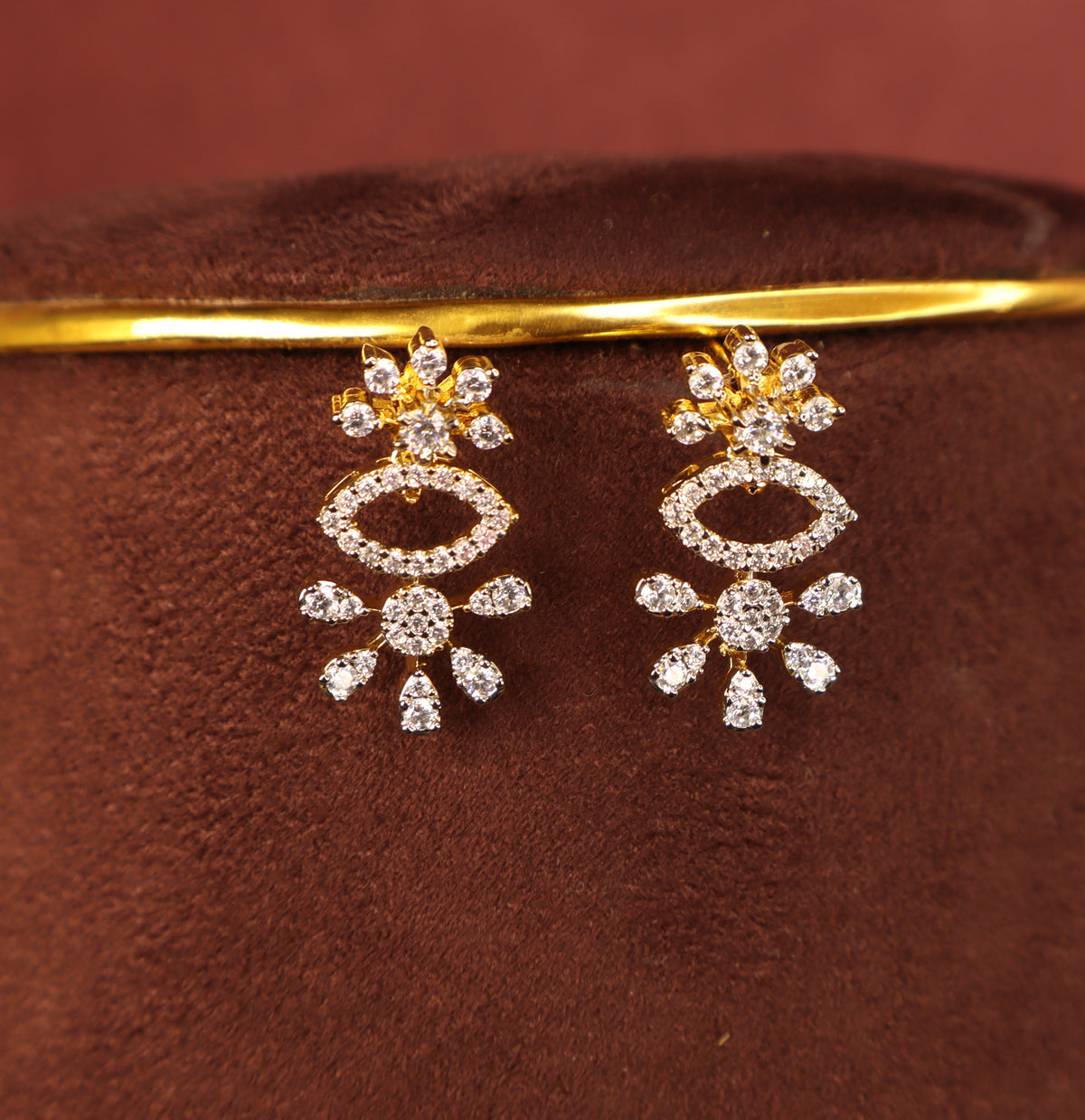 Vanathi V4- Premium Diamond Replica Necklace set