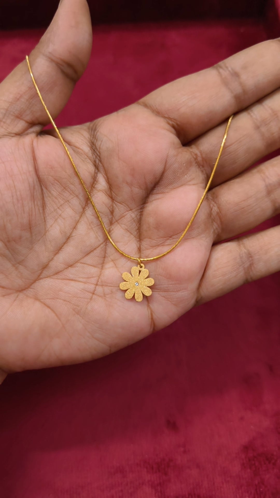 Prema - Flower Antitarnish Necklace (Reversible)