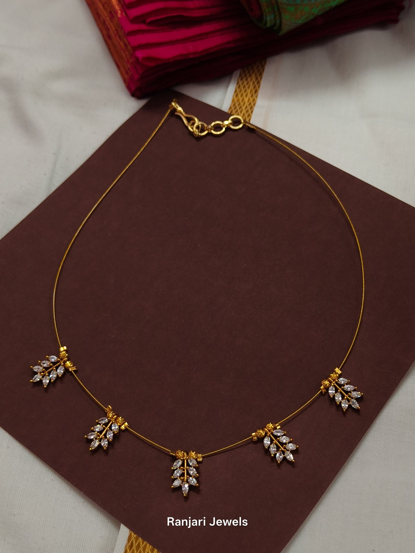 Thulir – Leaf Design AD Stone Invisible Chain