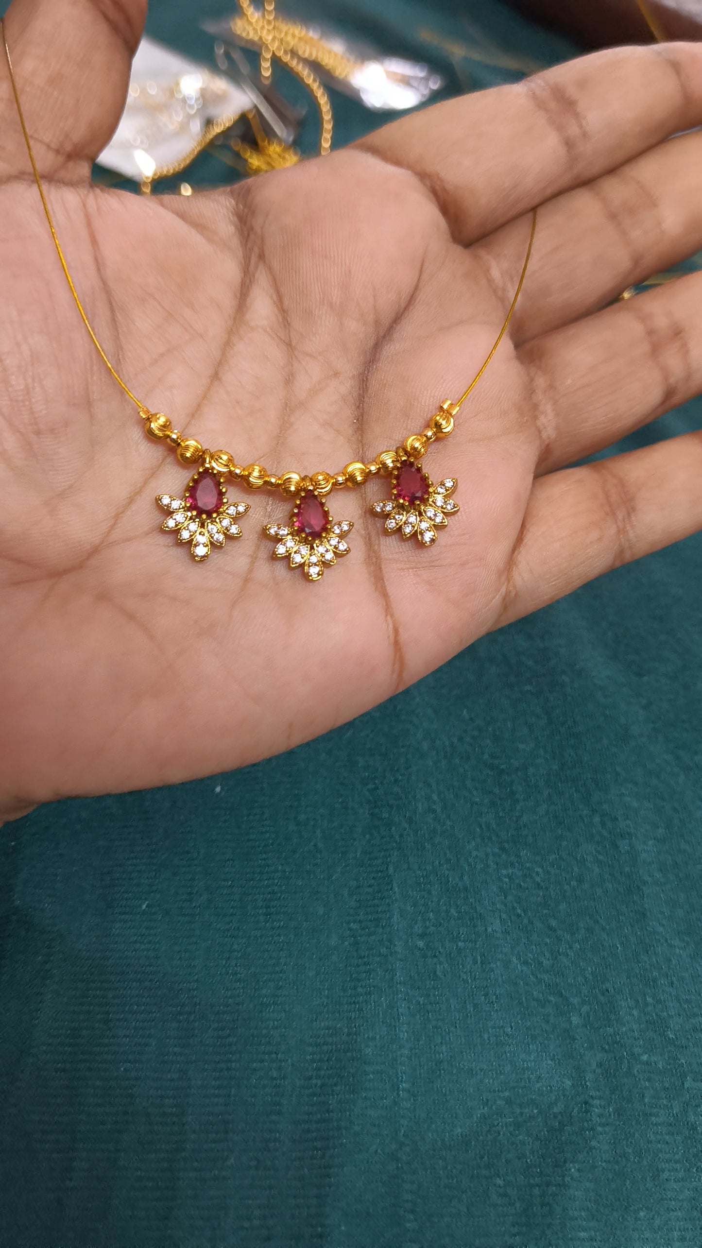 Triveni - Minimal Invisible Necklace (Reddish pink)