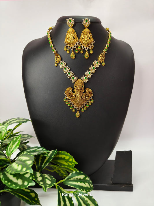 Vaibhavi – Goddess Lakshmi Temple Necklace Set
