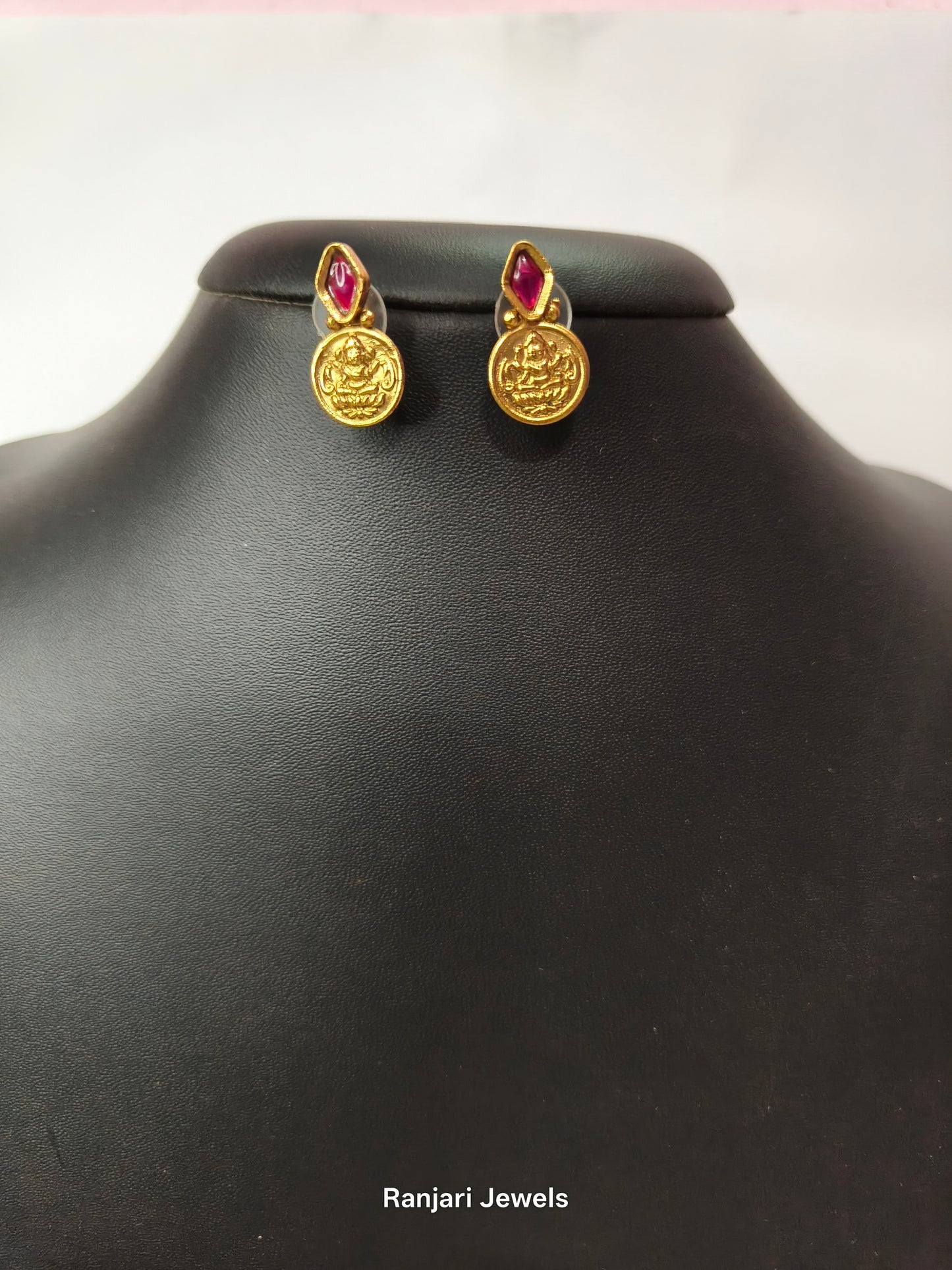 Laxmi Duala kasu Maala Short Neck set