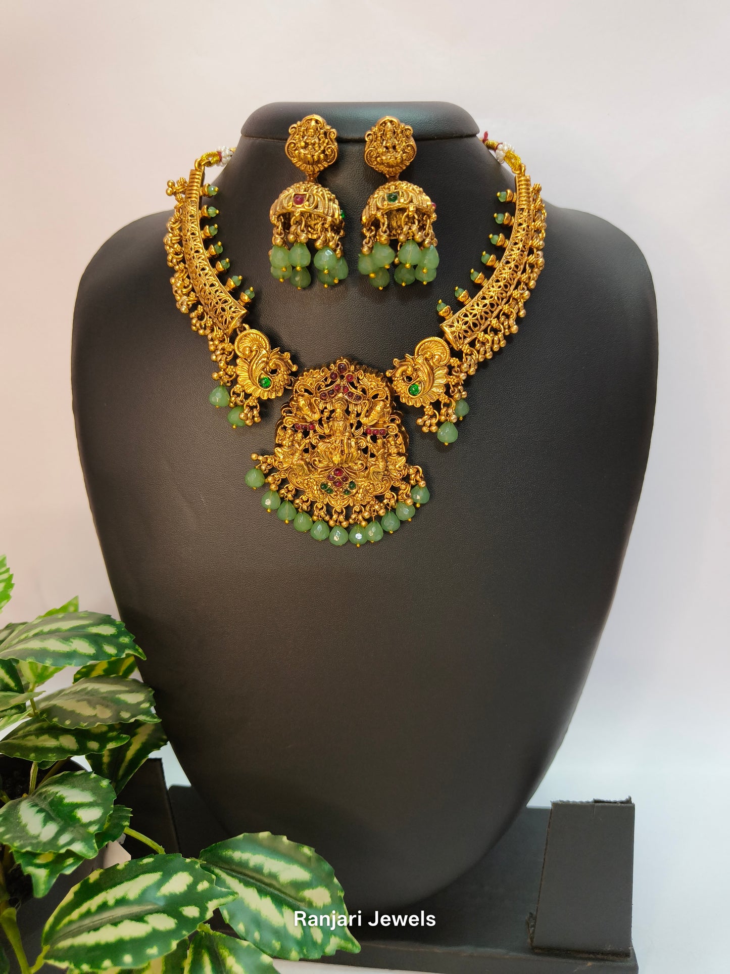 Vaidhehi – Lakshmi Temple Necklace Set V2