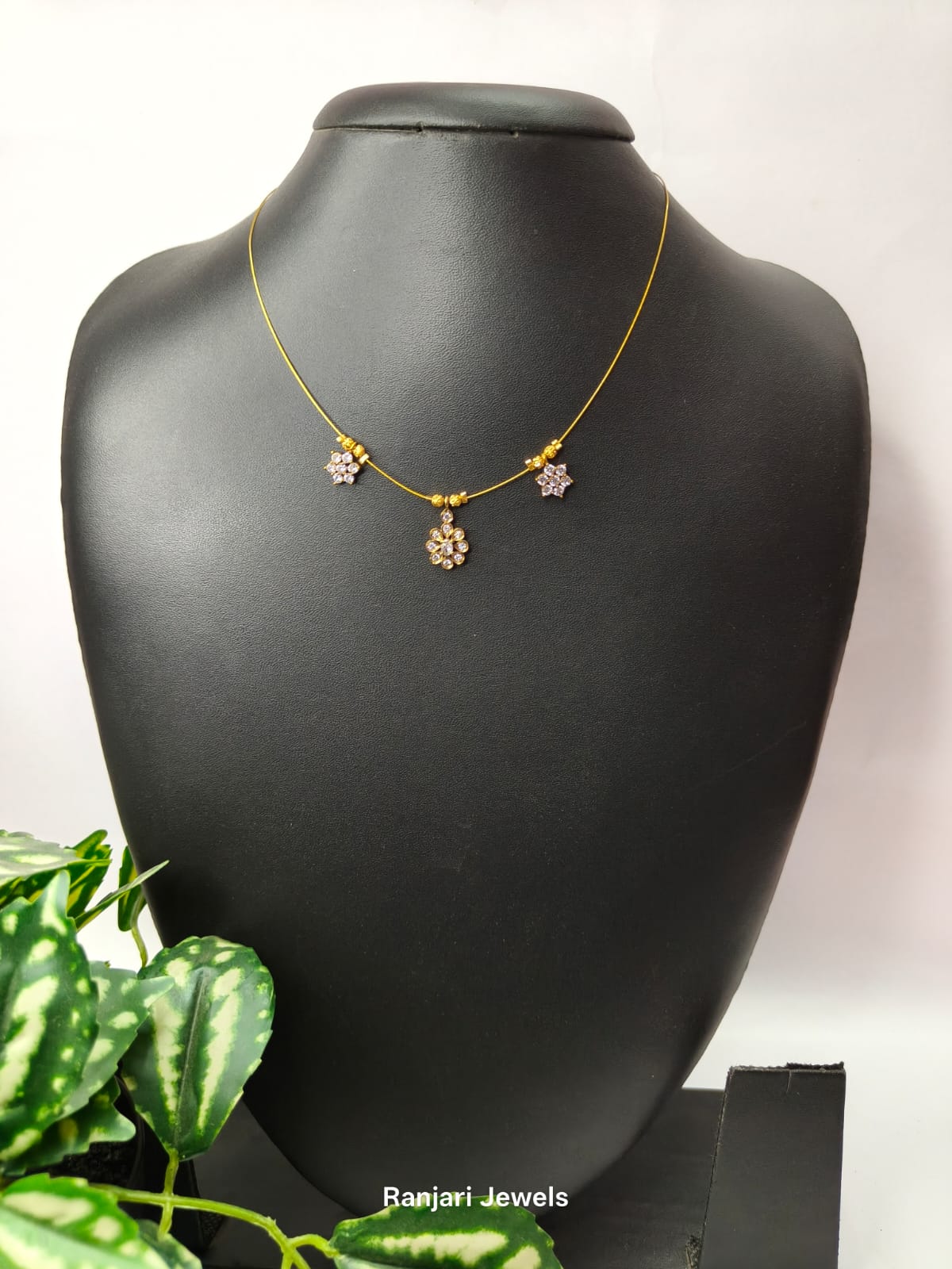 Triple Flower Invisible Chain Necklace