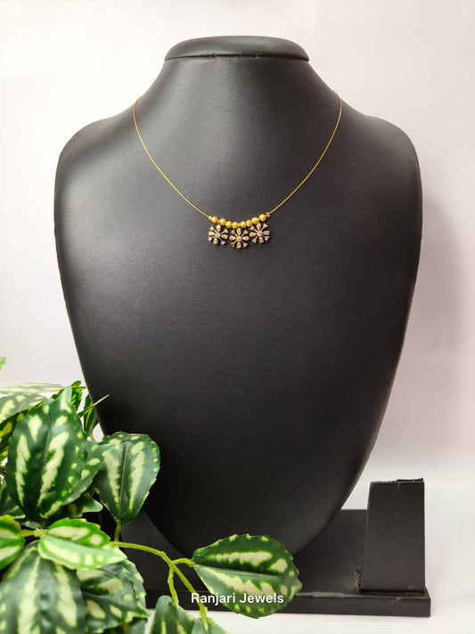 Triple Flower Invisible Chain Necklace