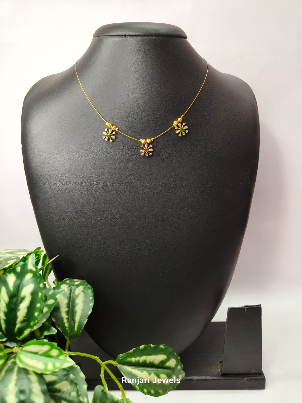 Triple Flower Invisible Chain Necklace