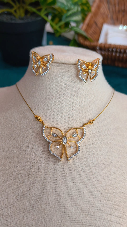Butterfly Invisible Chain Necklace Set