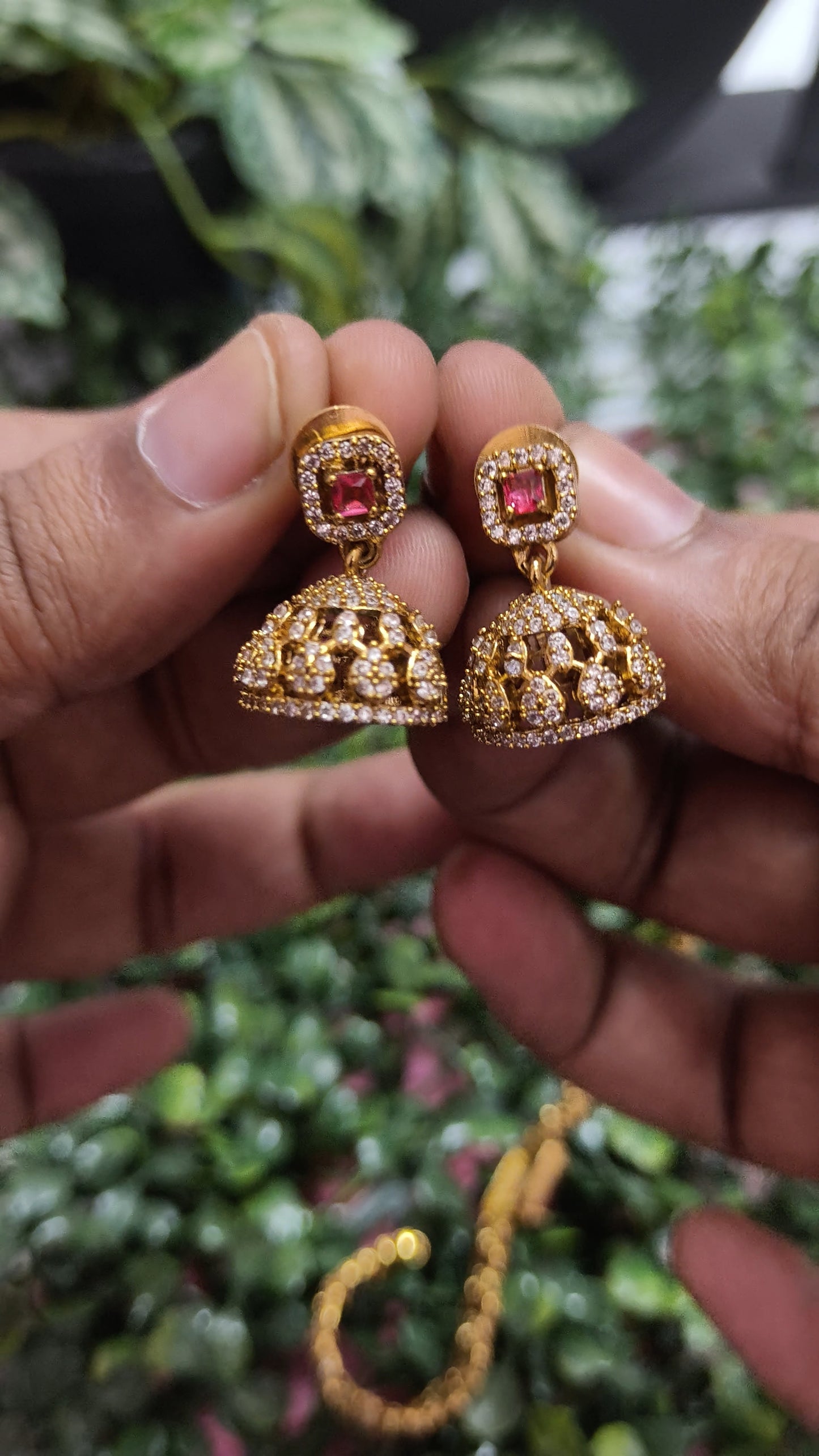 Ishara – Diamond Replica Bridal Choker(Red)