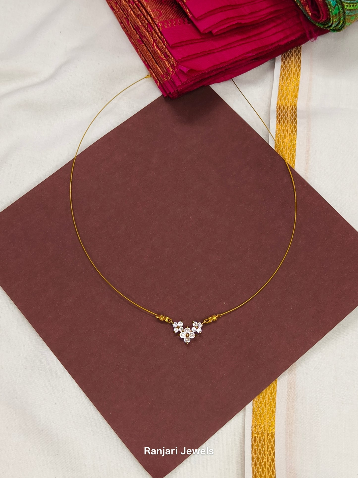 Minimal Flower AD invisible Necklace V2