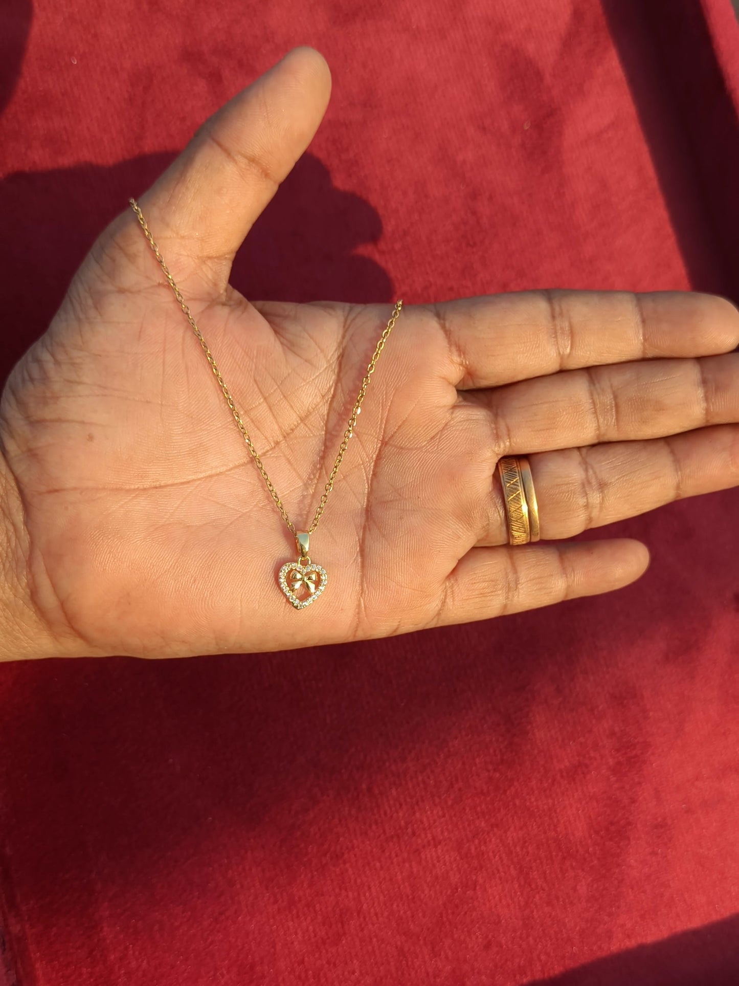 Prema - Heart with a bow Antitarnish Stainless steel chain