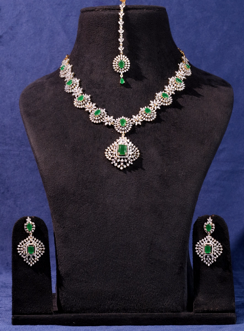Nainika - AD Diamond Glow Floral Bridal Set (Emerald)