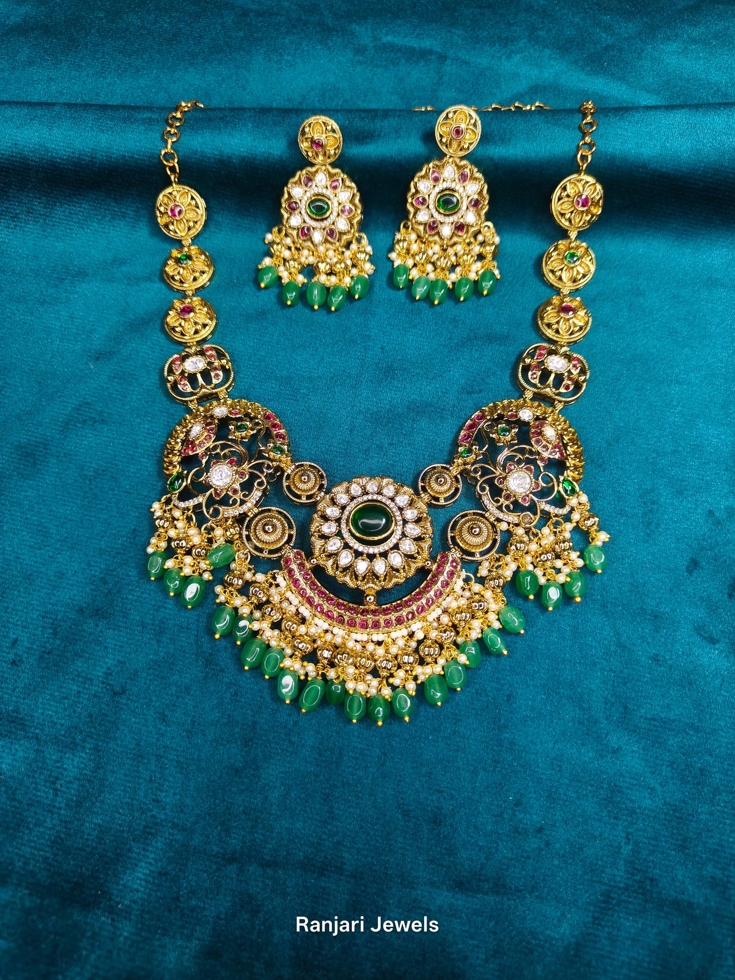 Aadhvika – Royal Antique Necklace Set (Non-Idol)