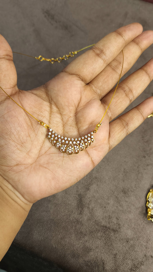 Poovidhal - Minimal invisible chain