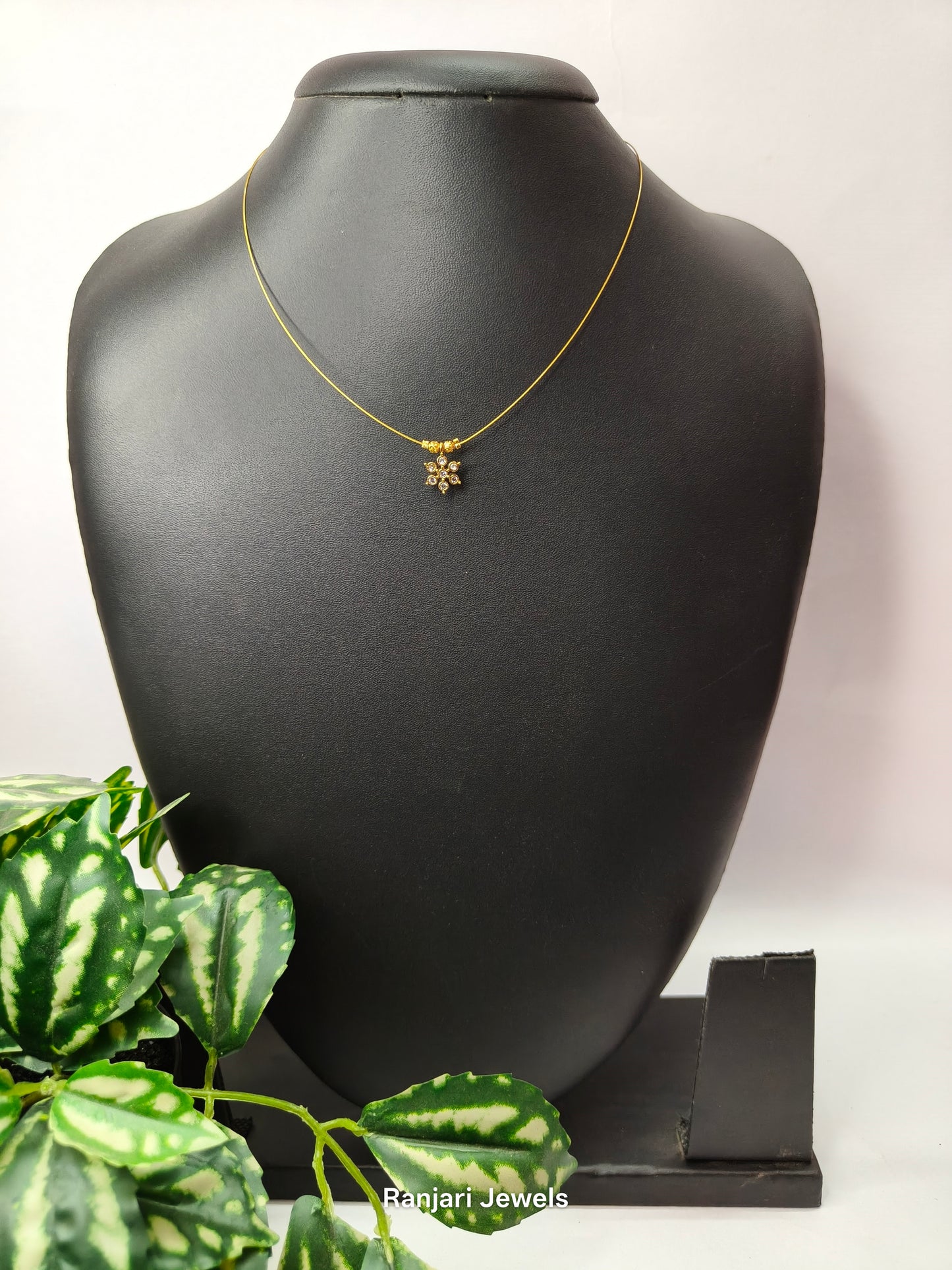 Minimal single AD pendant invisible Necklace