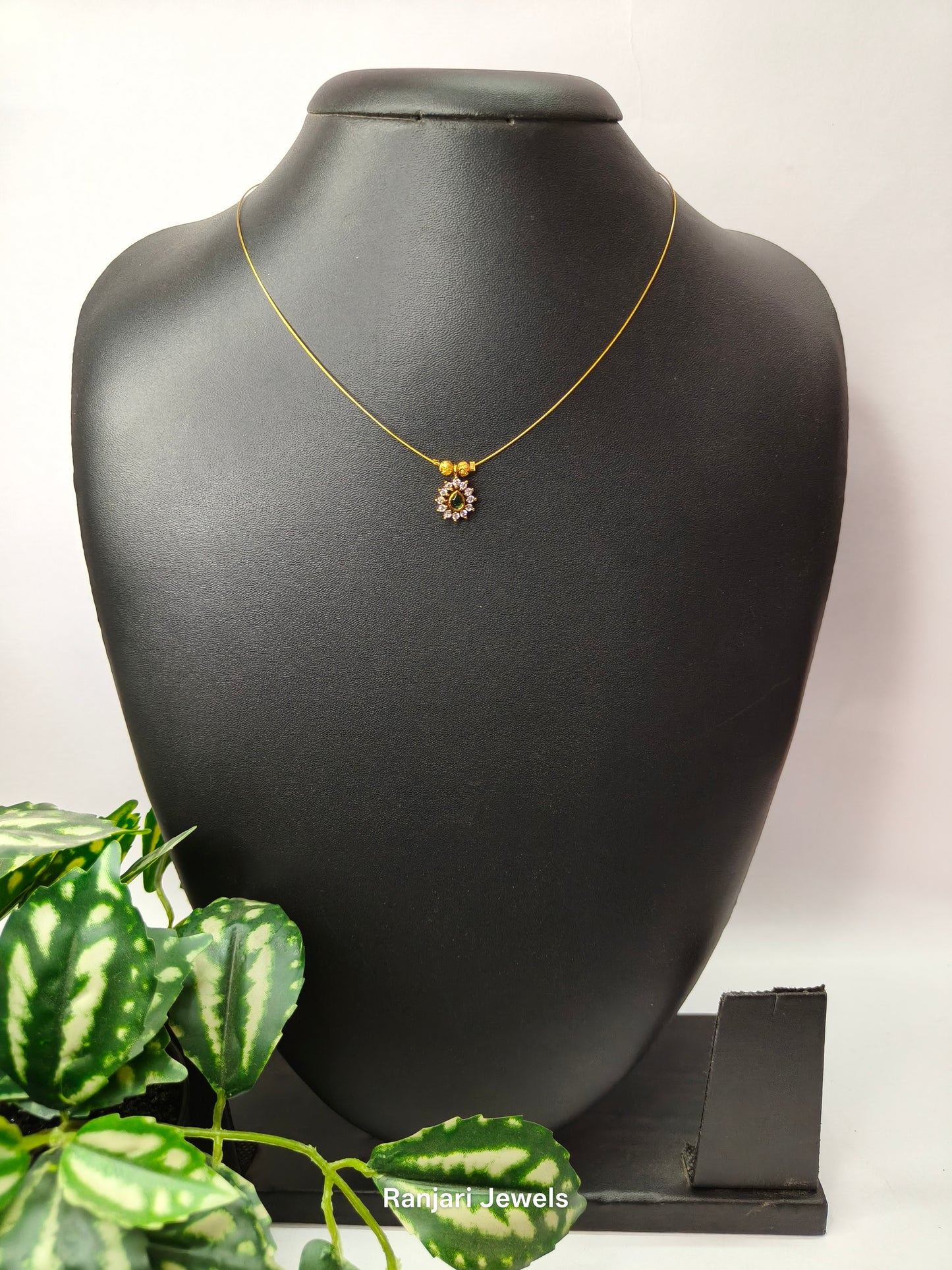 Minimal American Diamond Invisible Necklace