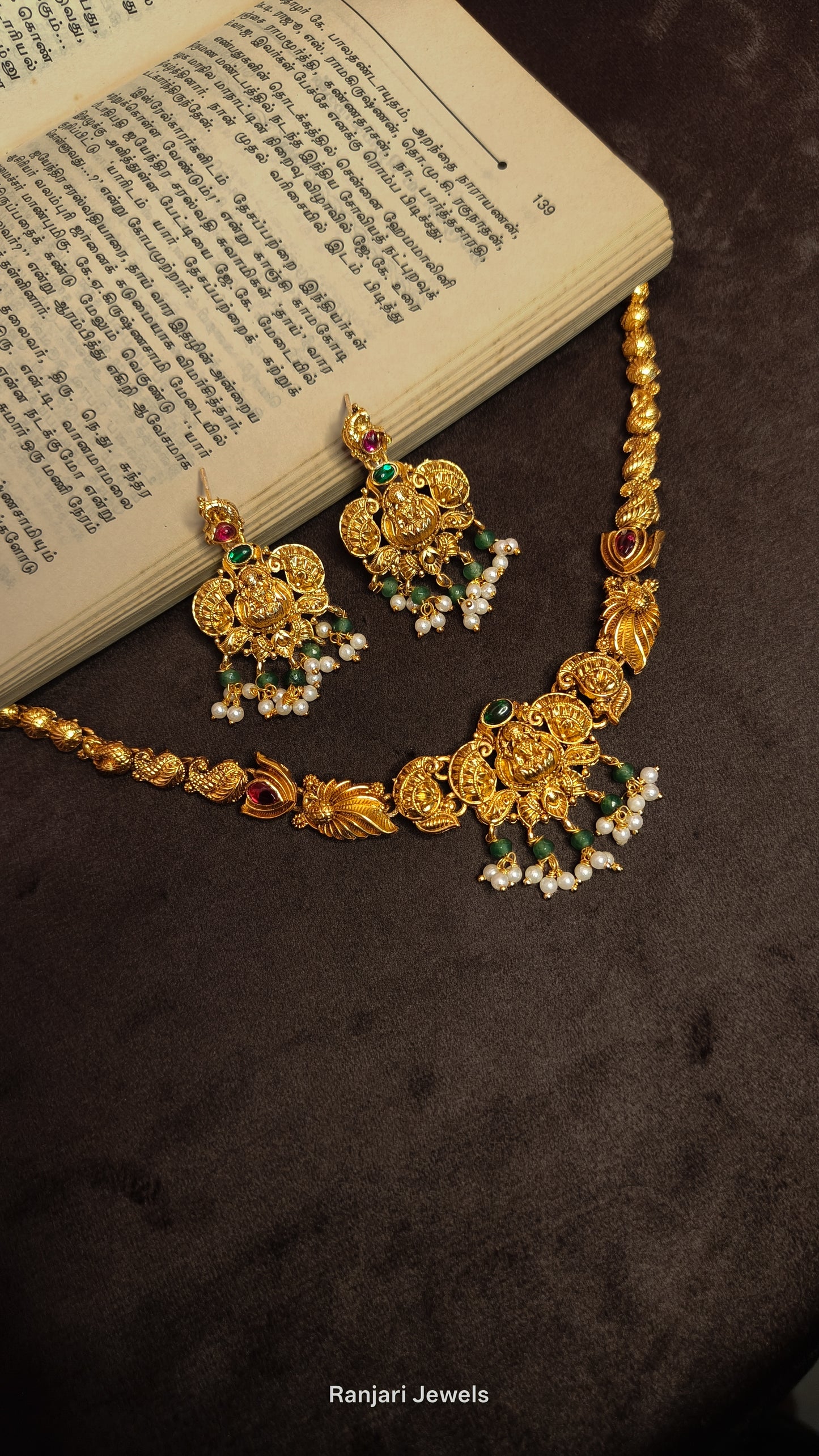 Vriksha - Lakshmi devi short necklace set