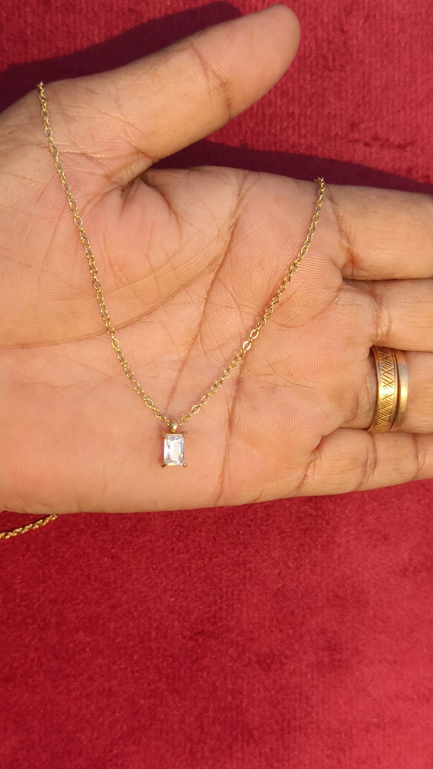 Prema - Single Stone Antitarnish Stainless steel chain