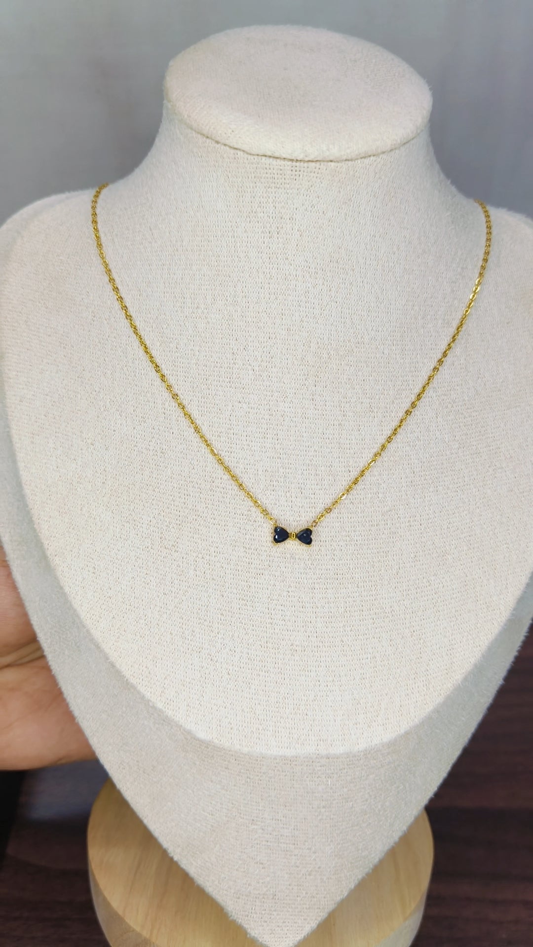 Prema - Bow Antitarnish Necklace