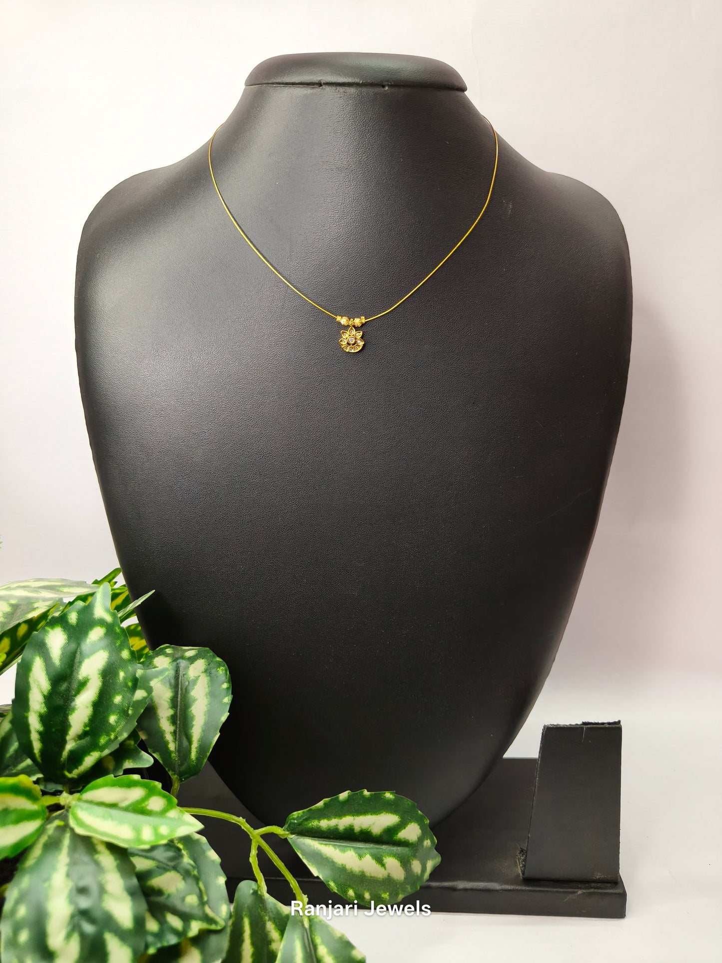 Minimal American Diamond Invisible Necklace