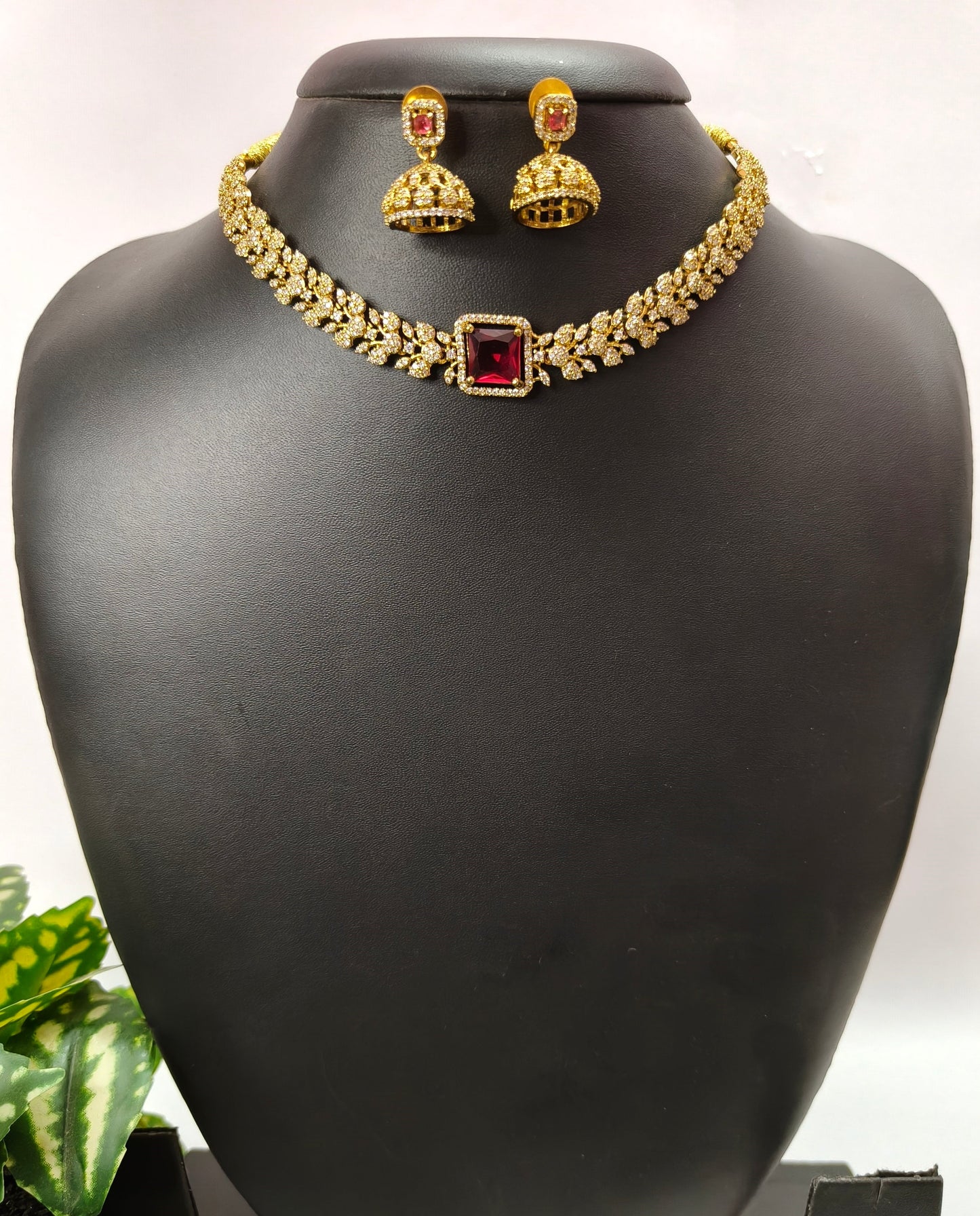 Ishara – Diamond Replica Bridal Choker(Red)