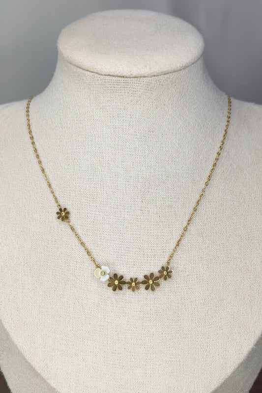 Prema - Floral pendant Antitarnish Chain