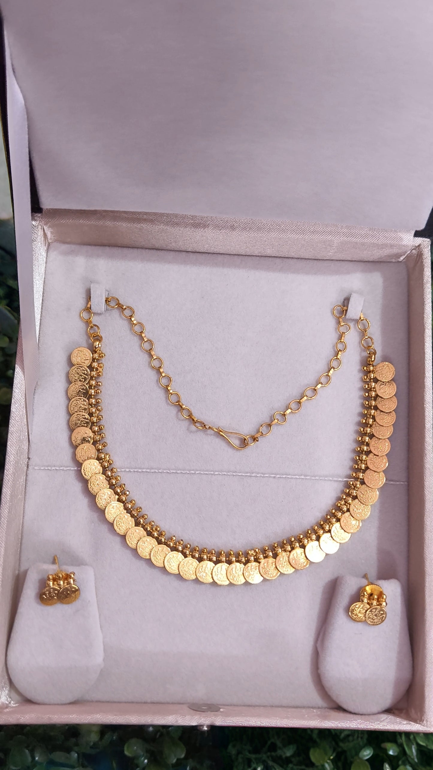 Rambai – Kaasu Maala Necklace