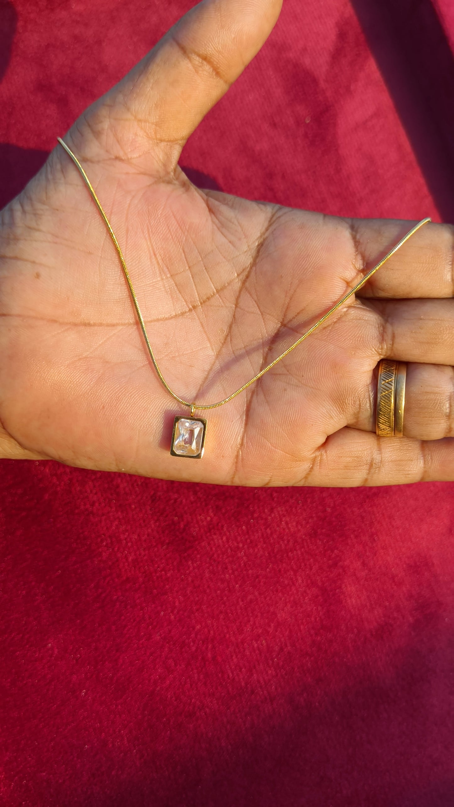 Prema - Single Stone Antitarnish Stainless steel chain