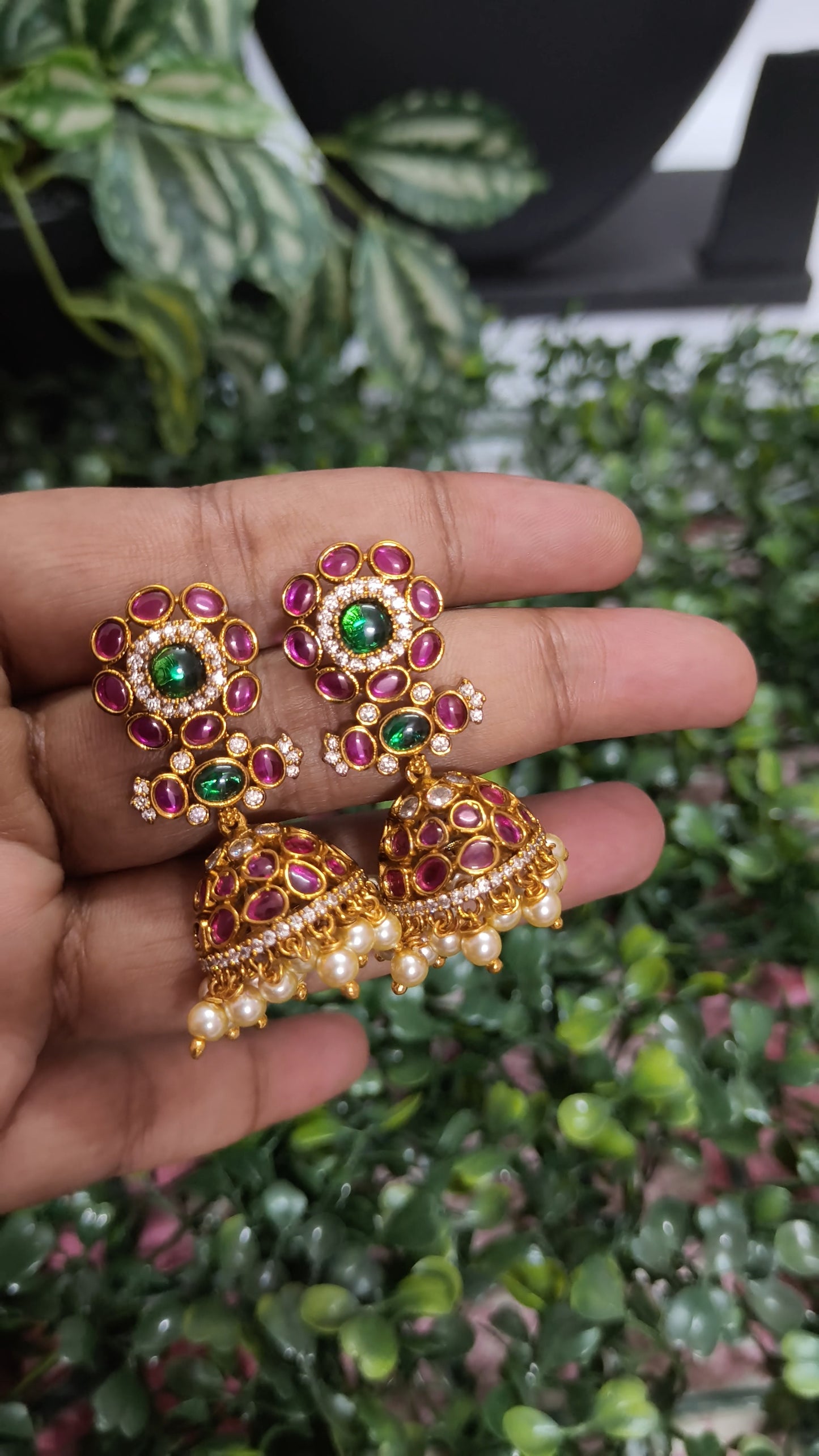 Aaradhya - Premium Kemp Bridal Jhumka