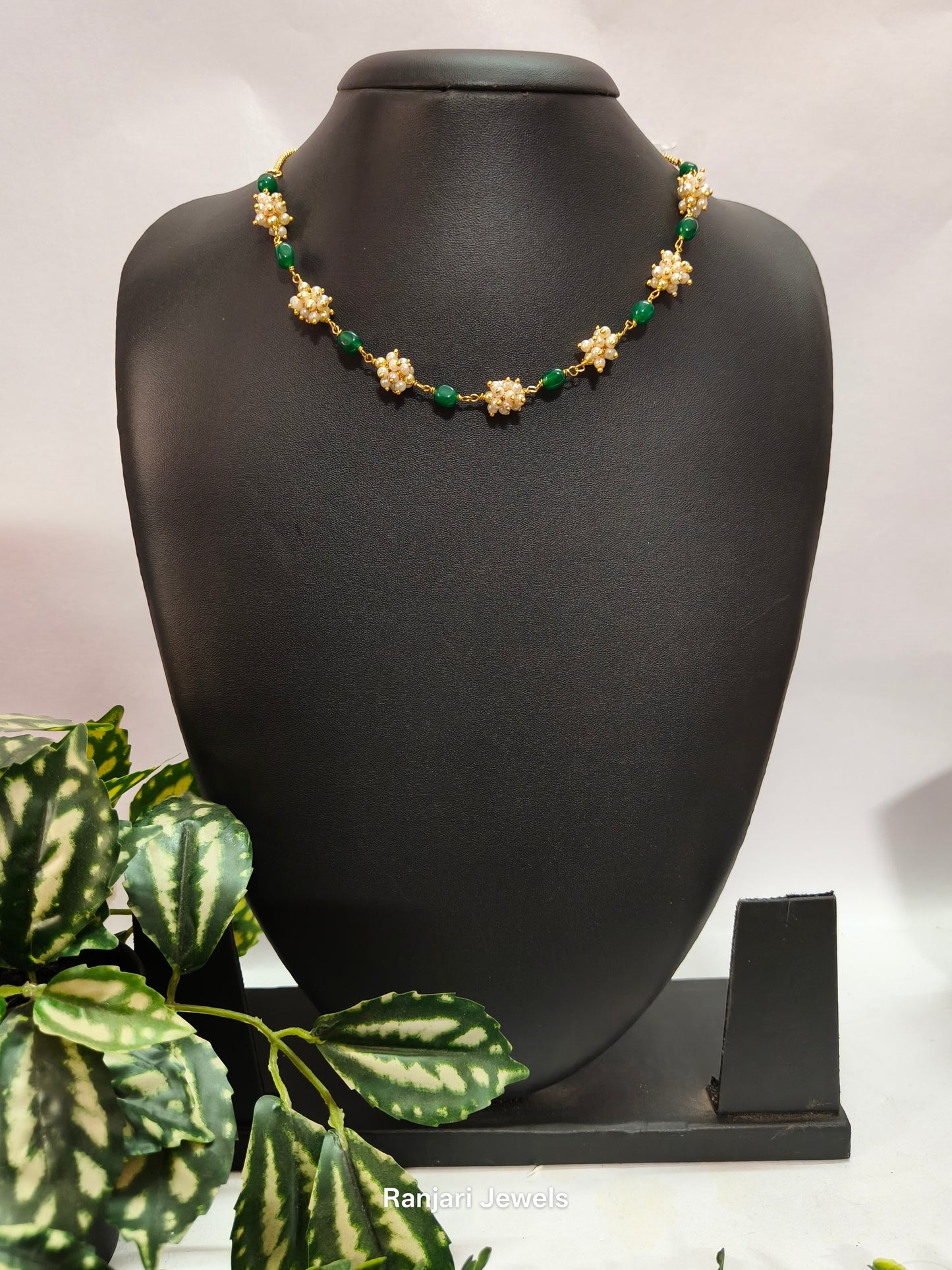 Mallika - Pearl cluster Monalisa Bead chain (Green)