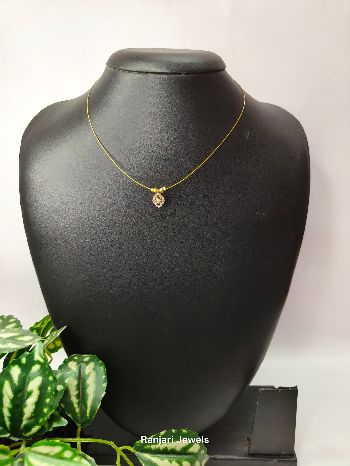 Minimal American Diamond Invisible Necklace