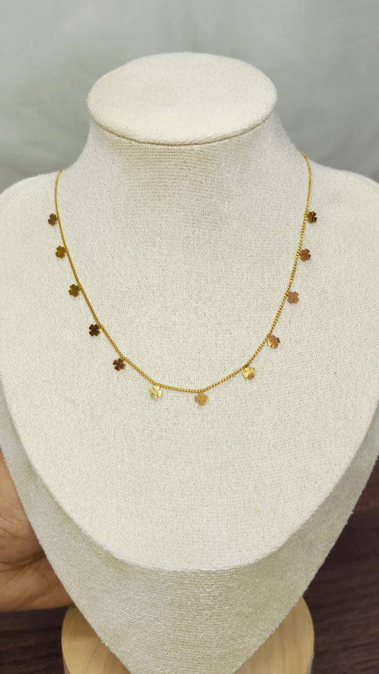 Yaazhi - Floral Charm Antitarnish Chain Necklace